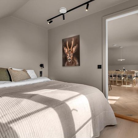 The Loft - Central Top Floor Apartment With 4 Bedrooms Tromsø Buitenkant foto