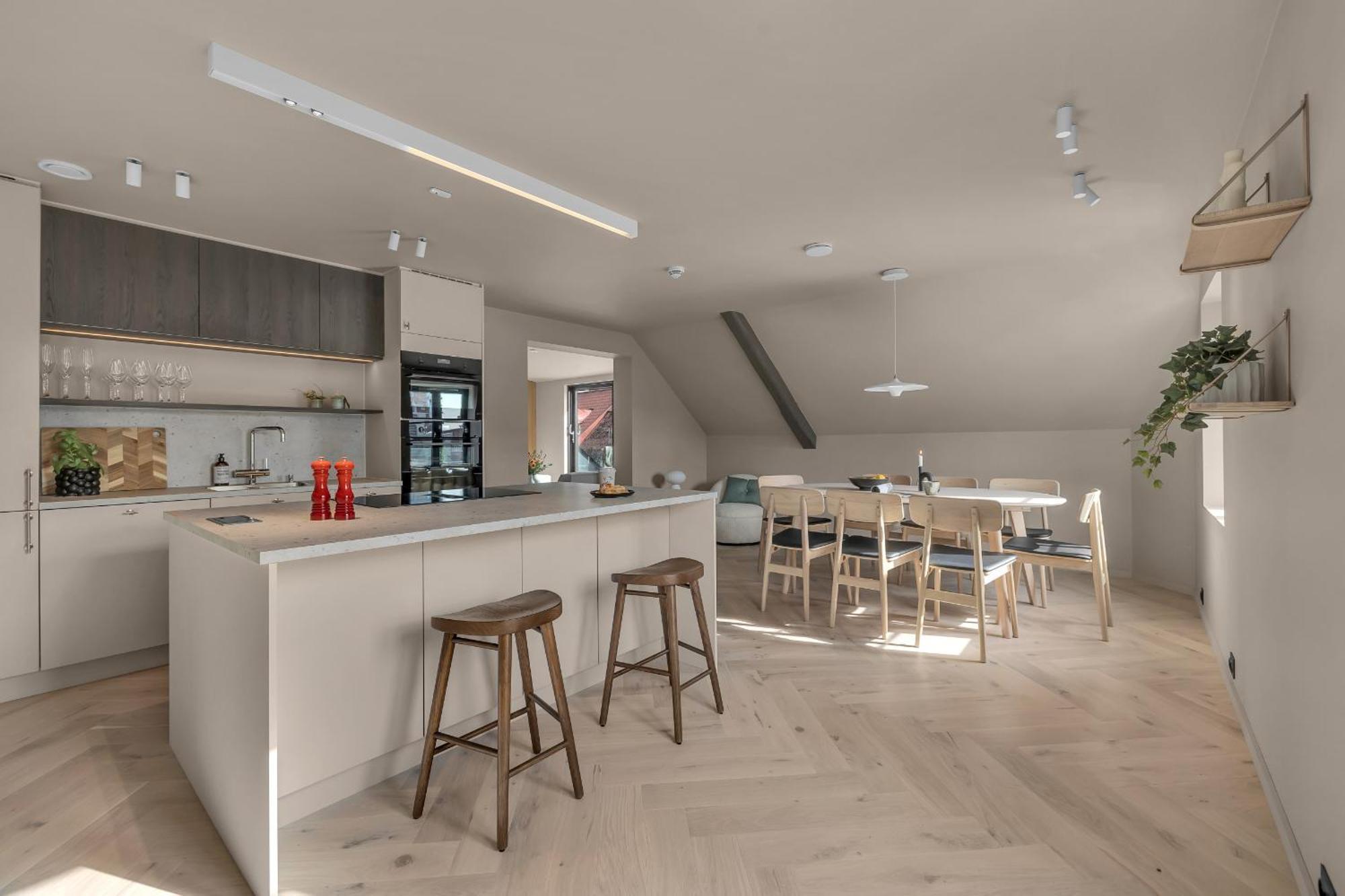 The Loft - Central Top Floor Apartment With 4 Bedrooms Tromsø Buitenkant foto